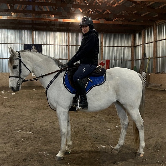 Meet your Posher, Christine - Picture 1 of 10